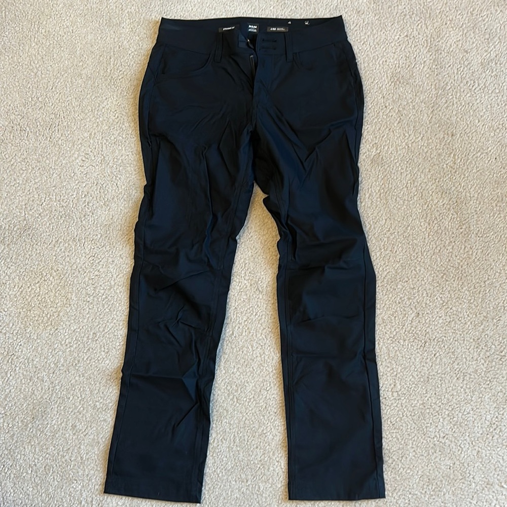 Women’s Black Prana Halle II Straight Hiking Pants size 4